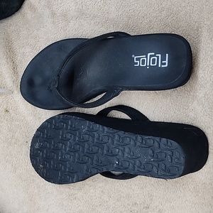 Flojos s 6 but a little small